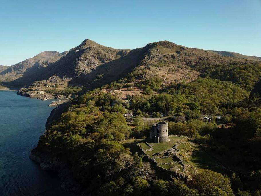 Perfect For Snowdon. Groups, Families+Dogs Welcome Llanberis Exterior foto